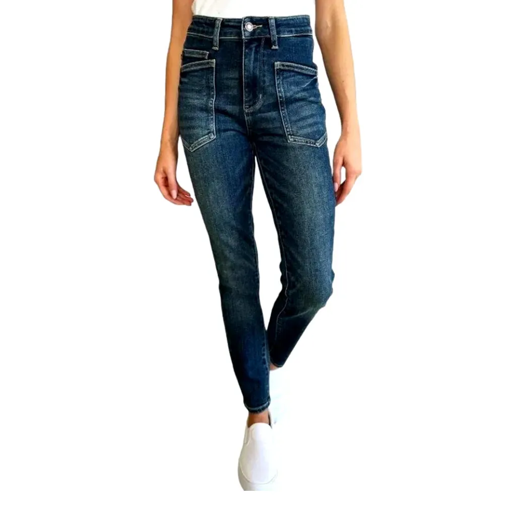 Casual high-waist jeans
 for ladies