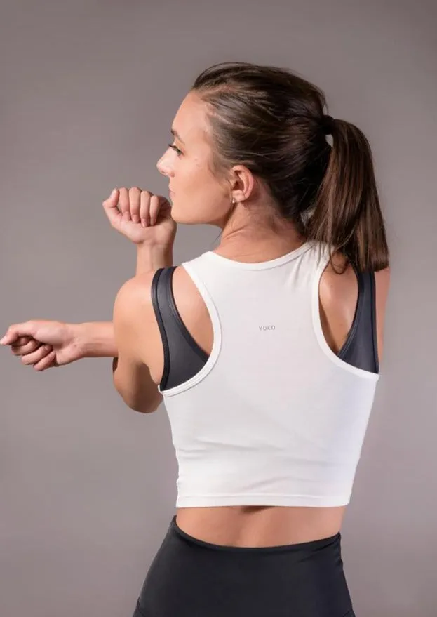 Fit cropped tank in creamy white