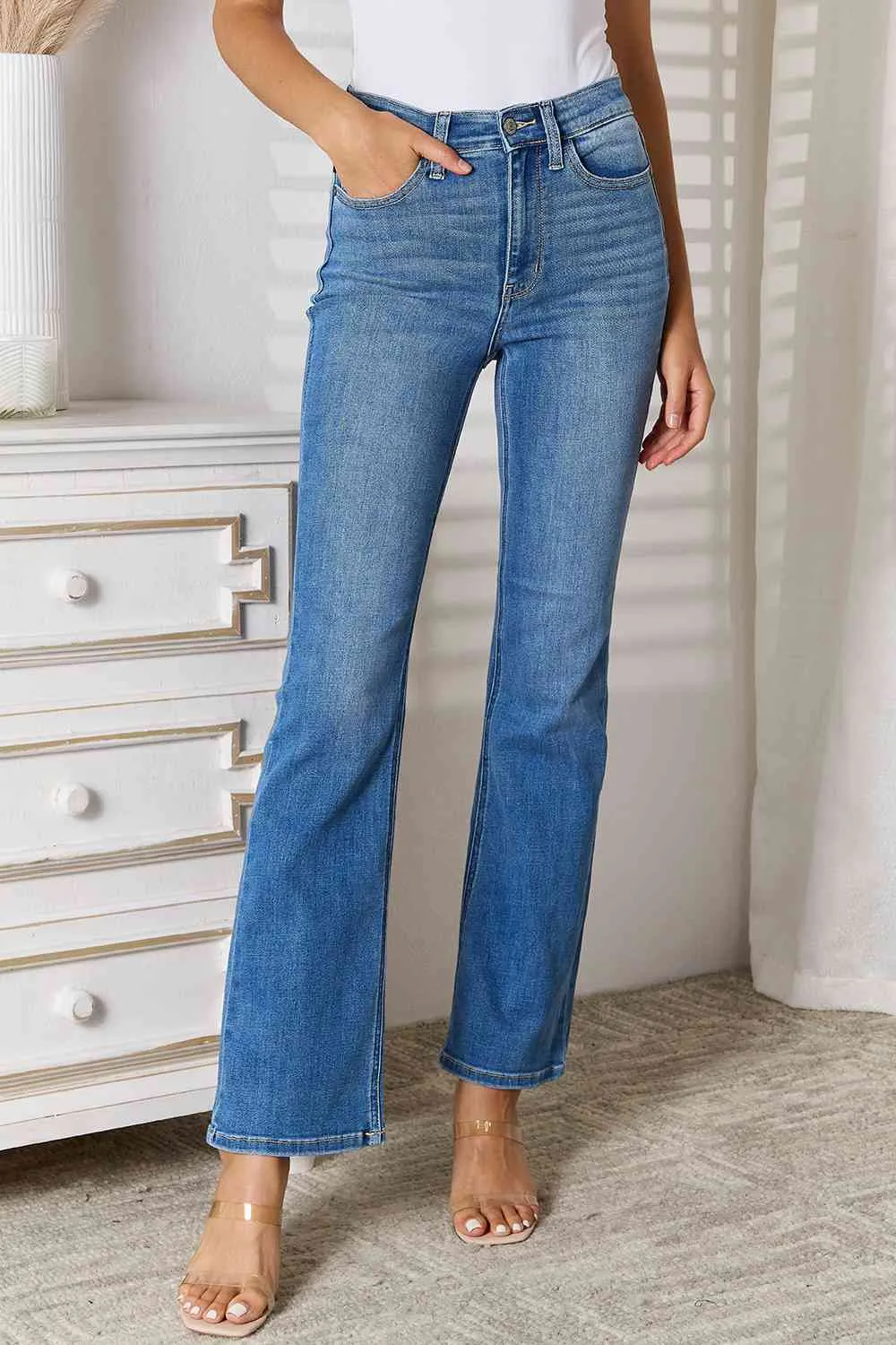 Judy Blue, High Waist Classic Contrast Wash Bootcut Jeans