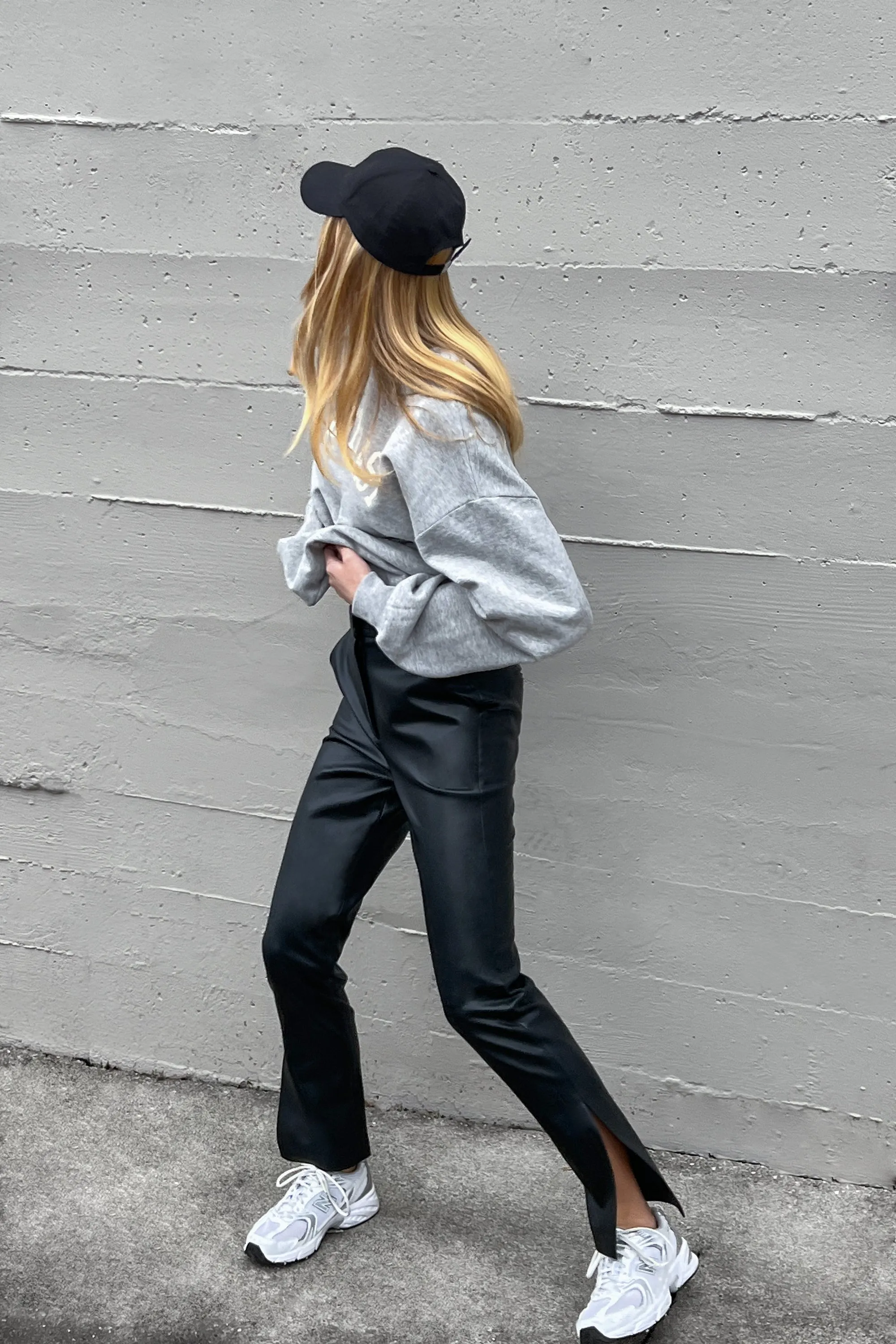 VEGAN LEATHER PANT WITH SIDE SLIT